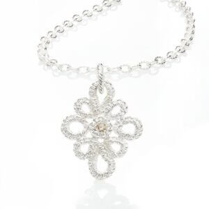 Brigitte Adolph - Miss Medea Collier in Silber