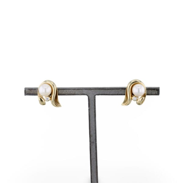 VIN-6520-1009 Ohrstecker Design mit Brillant 03